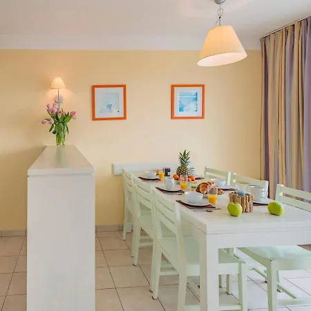 Seaside W Shared Pool דירה