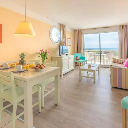 Seaside W Shared Pool *